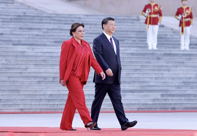 090354-953067.jpg 5.jpg