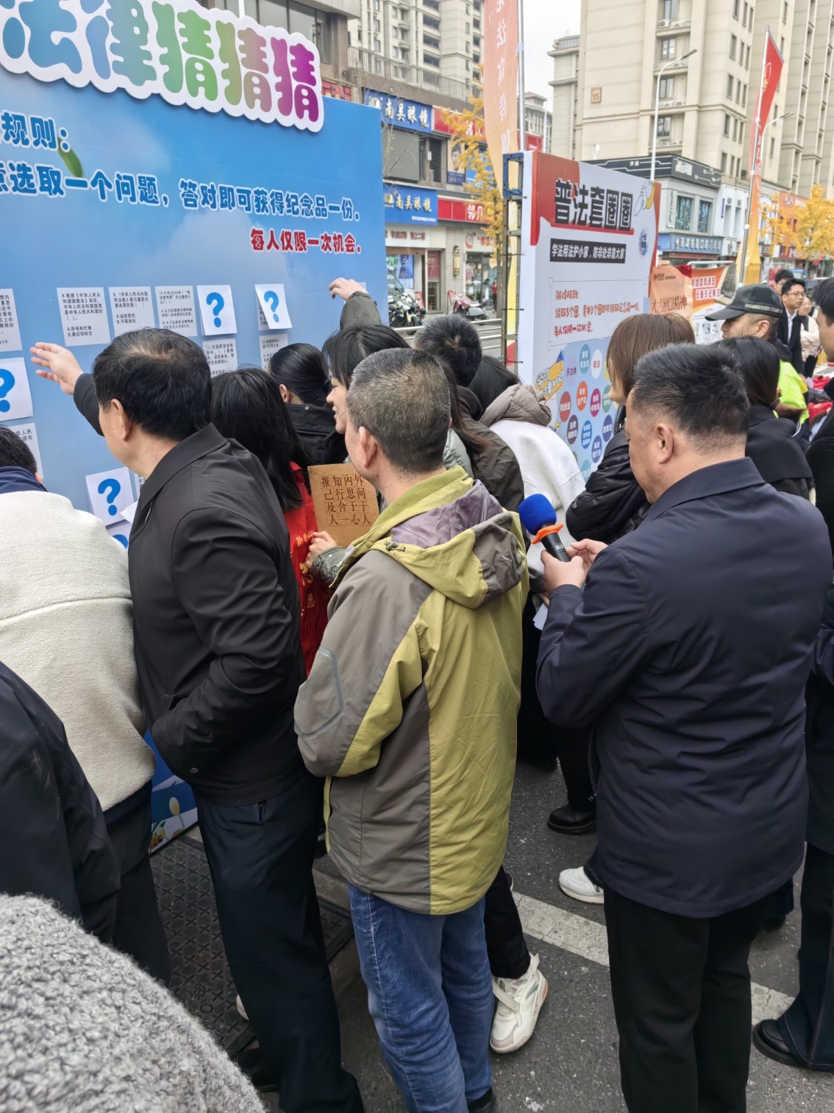 164449-131655.jpg 164449-131655.jpg