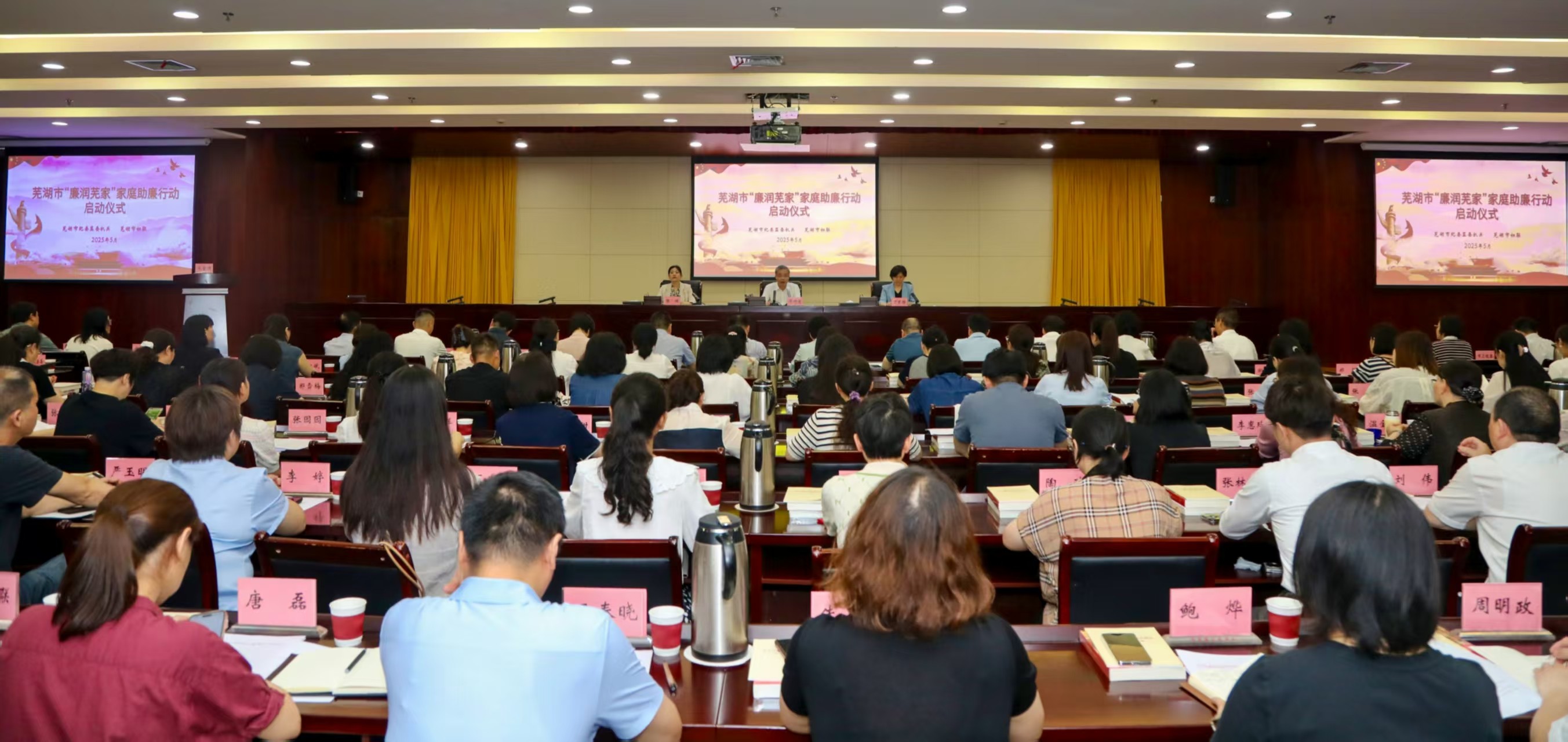 163807-125054.jpg 163807-125054.jpg